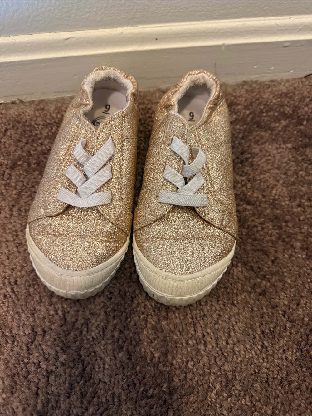 Wonder Nation Toddler Glitter Slip-On Sneakers in Gold - Size 9
